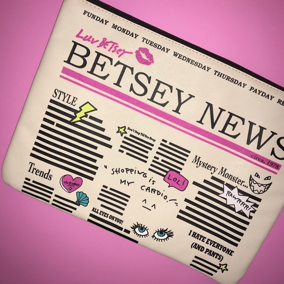 Betsey Johnson Pouch NYC Newspaper Print Pink - Picture 1 of 13